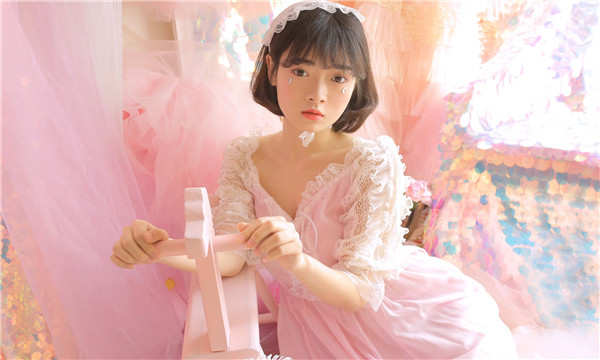 上甘岭供卵试管代怀生子多少钱？这一直是很多不孕不育家庭关注的话题。在中国，不孕不育的发生率越来越高，根据《中国不孕不育现状调研报告》显示，育龄夫妇的不孕不育率从20年前的3%增长至现在的12.5%-18.2%，患者人数高达6000万以上。在这样的背景下，许多家庭通过供卵试管来实现自己的生育梦想。那么，供卵试管代怀生子的费用到底是多少呢？